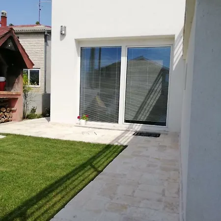 Apartament By The River